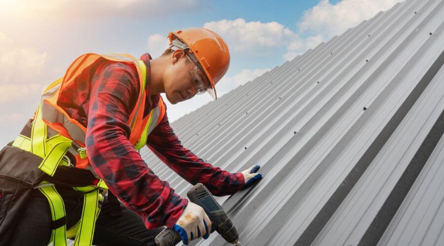Owens Corning roofing contractor in Kincheloe, MI